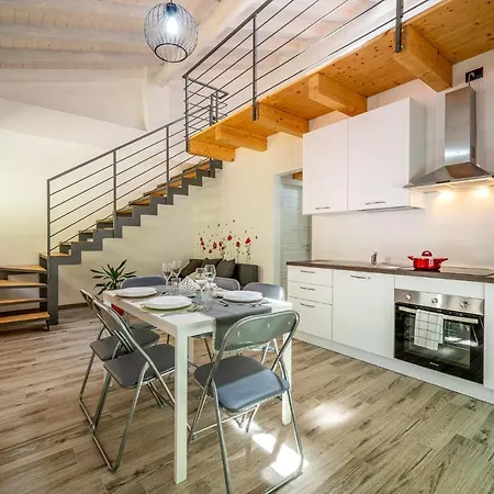 Апартаменты Tenuta Il Sogno Bianco Montemezzo